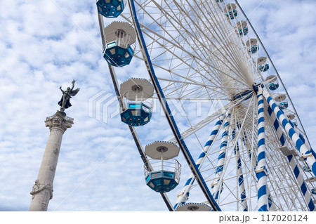 Detail of the Ferris wheel in Bordeaux. Detail of the Ferris wheel in Bordeaux. 117020124