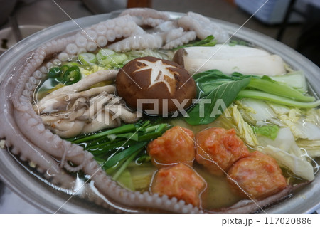 Korean style hot pot with octopus, mushrooms and vegetables 117020886