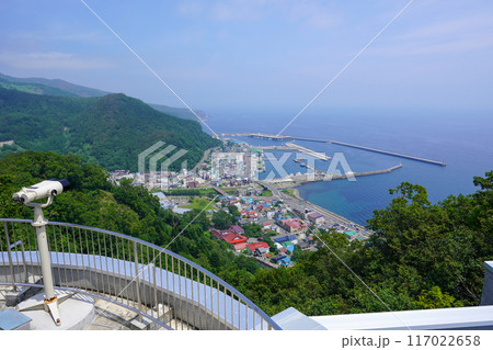 羅臼国後展望塔から羅臼の街 羅臼国後展望塔から羅臼の街 117022658