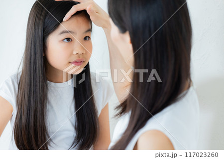 ヘアケアイメージ　　 117023260