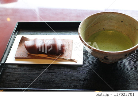 伊勢　あんころ餅と抹茶 117023701
