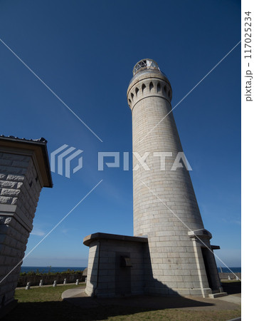 白い灯台 角島灯台 山口 観光地 白い灯台 角島灯台 山口 観光地 117025234