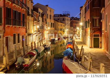 Typical Venetian canal in Venice, Italy 117028351