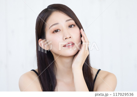 女性　ビューティー 117029536