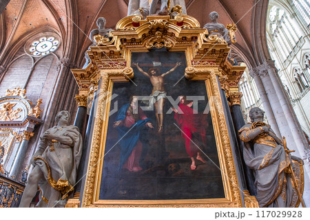 cathedral of Amiens, france 117029928