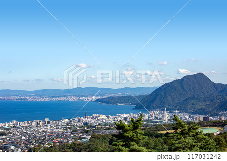 別府市街地と別府湾一望 117031242