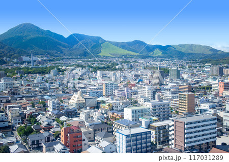 別府市街地と山並み 117031289
