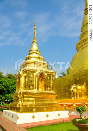 タイチェンマイにあるワット・プラシン寺院の美しい風景 タイチェンマイにあるワット・プラシン寺院の美しい風景 117034301