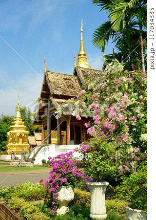 タイチェンマイにあるワット・プラシン寺院の美しい風景 タイチェンマイにあるワット・プラシン寺院の美しい風景 117034335