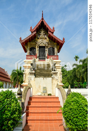 タイチェンマイにあるワット・プラシン寺院の美しい風景 タイチェンマイにあるワット・プラシン寺院の美しい風景 117034346