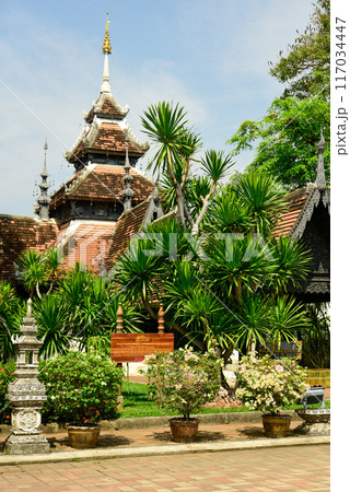 タイチェンマイにあるワット・チェディルアン寺院の美しい風景 117034447