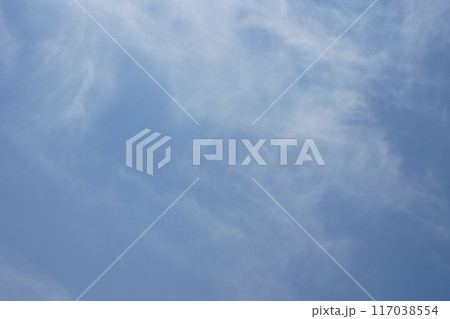 青空に浮かぶ雲 117038554