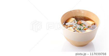 なめこ汁（白背景） 117039708