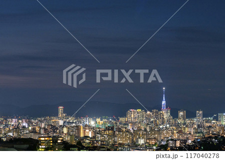 美しい福岡市の夜景 美しい福岡市の夜景 117040278