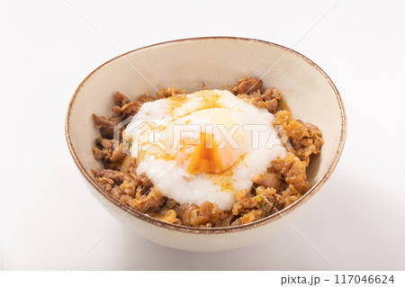 温玉とろろ牛丼 117046624