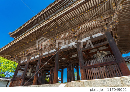 京都市右京区　仁和寺　二王門 117049092