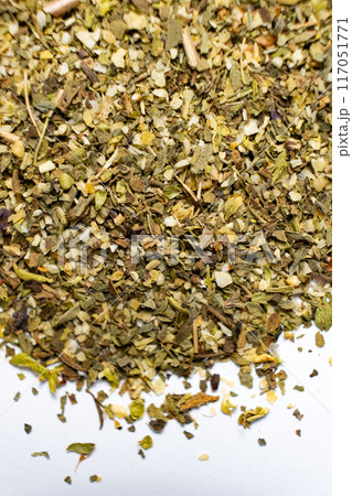Herb blend seasoning of oregano, basil, onion, garlic and thyme Herb blend seasoning of oregano, basil, onion, garlic and thyme 117051771