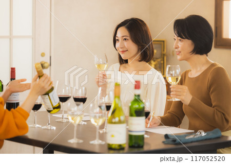 ワインの勉強会イメージ ワインの勉強会イメージ 117052520
