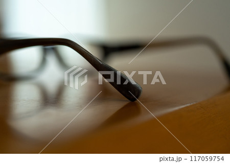 セルフレームメガネのモダン セルフレームメガネのモダン 117059754