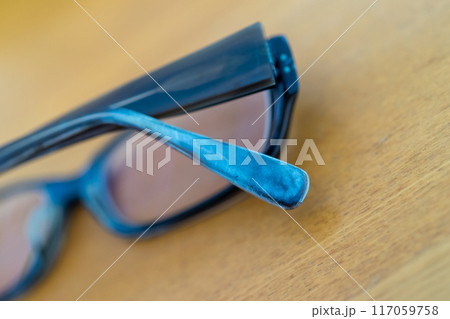 セルフレームが白くなった 117059758