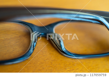 セルフレームの鼻パッドの劣化 117059759