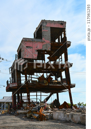 能登半島地震 燃え尽きたビル 朝市通り 輪島市 能登半島地震 燃え尽きたビル 朝市通り 輪島市 117061293