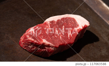 牛肉　ステーキ 117063586