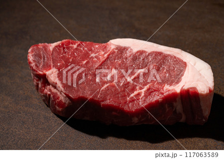 牛肉　ステーキ 117063589