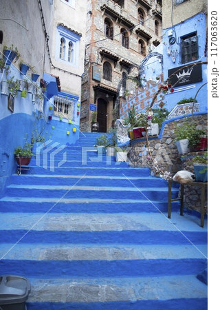 モロッコのシェフシャウエン モロッコのシェフシャウエン 117063620