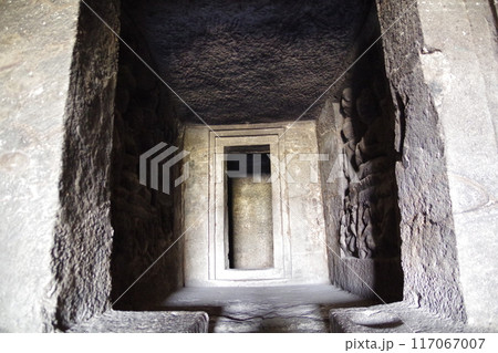 インド 世界遺産エローラ石窟群 インド 世界遺産エローラ石窟群 117067007