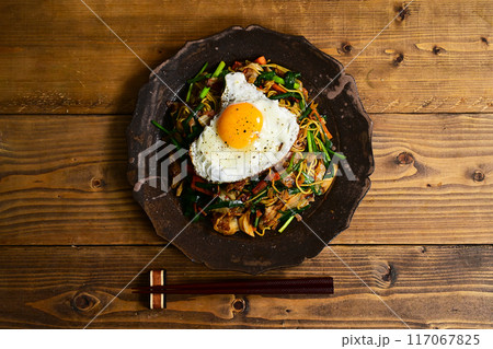 ニラキムチ焼きそば ニラキムチ焼きそば 117067825