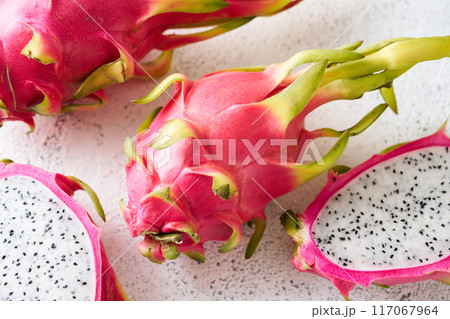 ドラゴンフルーツ 117067964