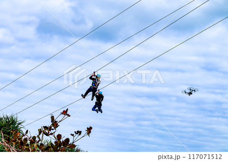シェラトン沖縄サンマリーナにある海上ジップライン 117071512
