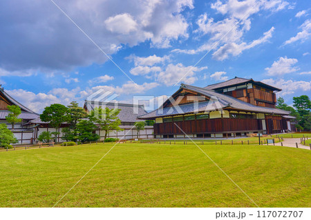 二条城　日本庭園　石垣　門 117072707