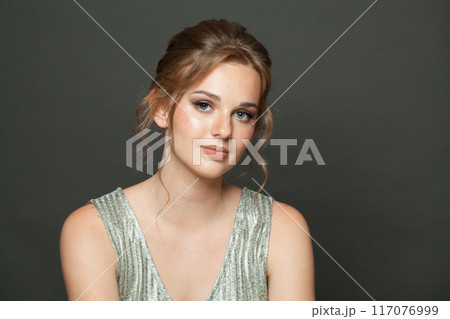 Fashion portrait of fashionable model woman with natural make-up, healthy fresh skin Fashion portrait of fashionable model woman with natural make-up, healthy fresh skin 117076999