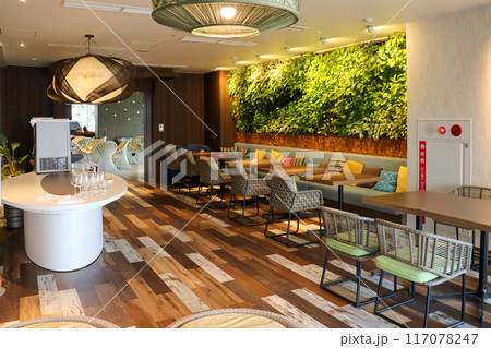 沖縄県恩納村にあるシェラトン沖縄 サンマリーナリゾートのサンセットバー＆テラス 117078247