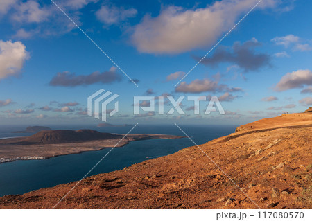 Sunset over La Graciosa off the island of Lanzarote, Canary Islands 117080570