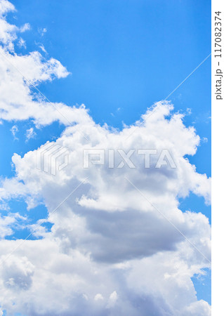 Cumulus Clouds Dominating Sunny Blue Sky Cumulus Clouds Dominating Sunny Blue Sky 117082374