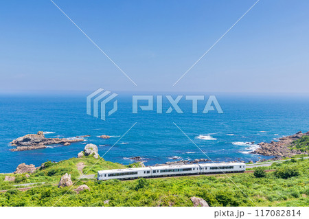 「青森県」種差海岸を走る東北エモーション・八戸市 117082814