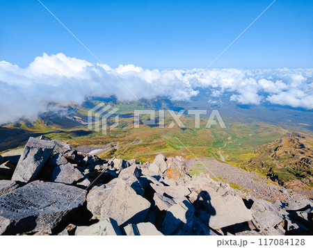 秋の鳥海山登山:山頂(新山)からの眺め 秋の鳥海山登山:山頂(新山)からの眺め 117084128