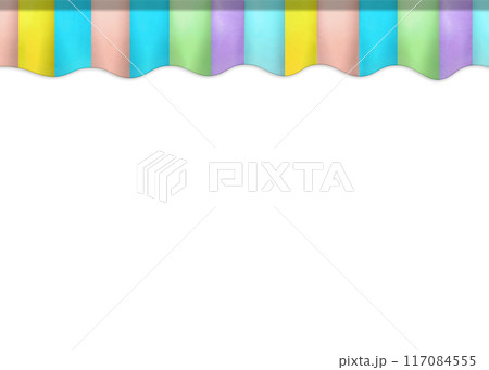 ヒダが垂れ下がったカラフルなオーニングの正面 117084555