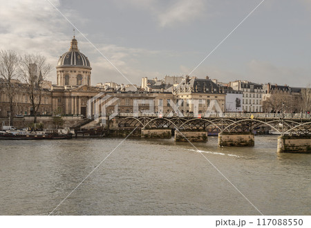 Pont des arts is a pedestrian bridge which across the seine river to The Institut de France. 117088550