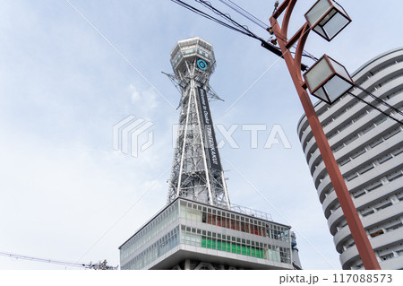 通天閣のある風景 117088573