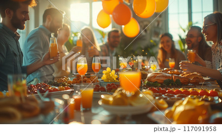 オフィスでの労働者の日の祝い 117091958