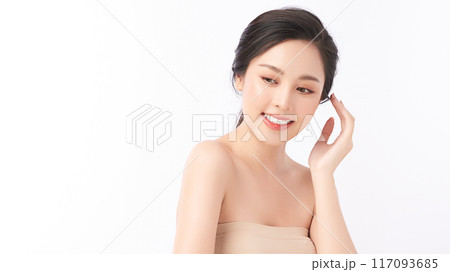 Beautiful young asian woman with clean fresh skin on white background, Face care, Facial treatment, Cosmetology, beauty and spa, Asian women portrait. Beautiful young asian woman with clean fresh skin on white background, Face care, Facial treatment, Cosmetology, beauty and spa, Asian women portrait. 117093685