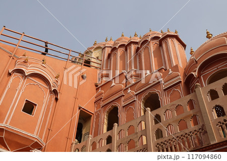 【ジャイプル】ハワー・マハル 【ジャイプル】ハワー・マハル 117094860