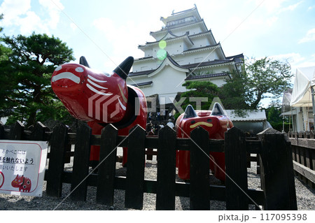 あかべこと鶴ヶ城 117095398