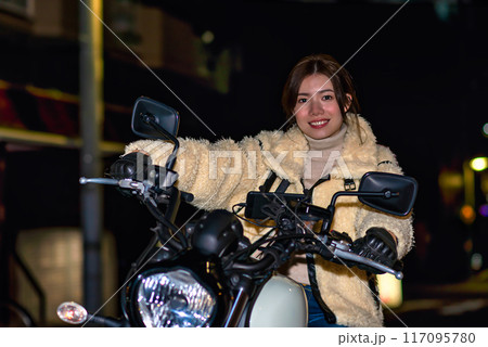 女性ライダーのナイトツーリング 東京 女性ライダーのナイトツーリング 東京 117095780