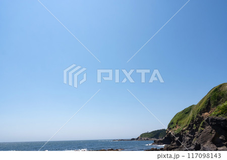 神奈川県城ヶ島から見た海の風景 神奈川県城ヶ島から見た海の風景 117098143