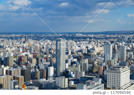 札幌JRタワーから眺める札幌市南東の風景 札幌JRタワーから眺める札幌市南東の風景 117098598